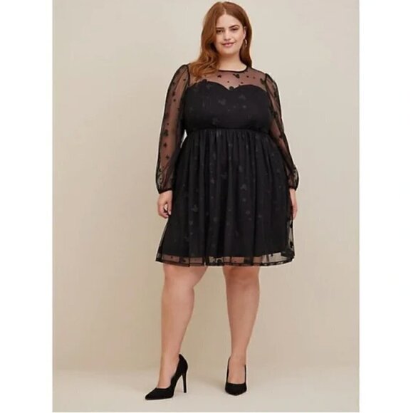 Torrid Dress 18 NWT Disney Mickey Stars At The Knee Tulle Illusion Neck Skater - Picture 2 of 9